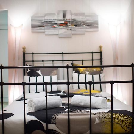 Central Charm 2Br And Modern Apt-All Is Walkable Beograd Bagian luar foto
